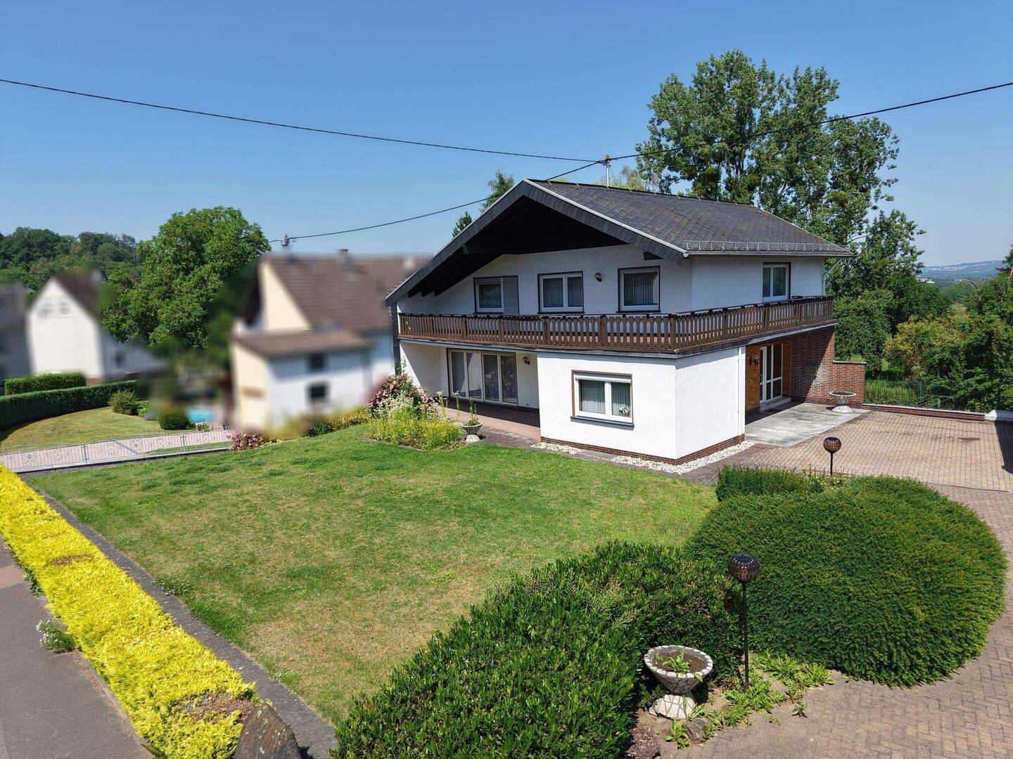 Ein Zuhause mit Raum zur Entfaltung – großzügige Immobilie in naturnaher Lage!, 56412 Boden