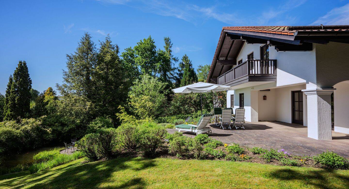 Architektenvilla in exklusiver Lage mit großem Grundstück, 82335 Berg