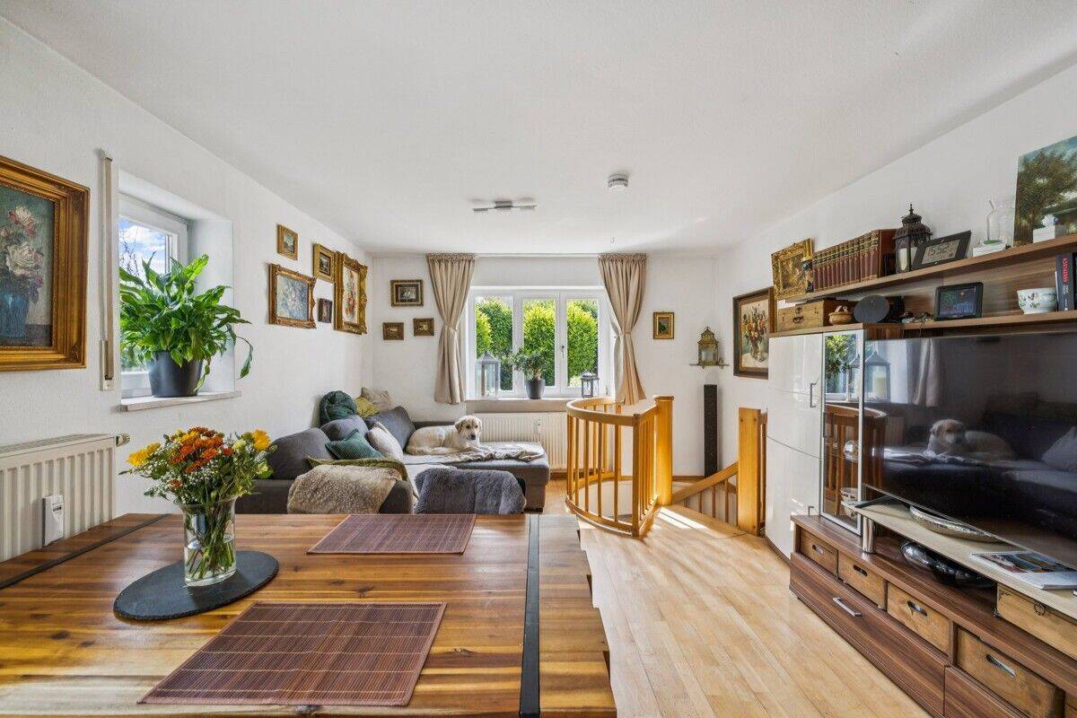 EG-Wohnung mit 134 m² großem Süd-Westgarten und direkt zugänglichem beheiztem Hobbyraum (21 m²), 85435 Erding