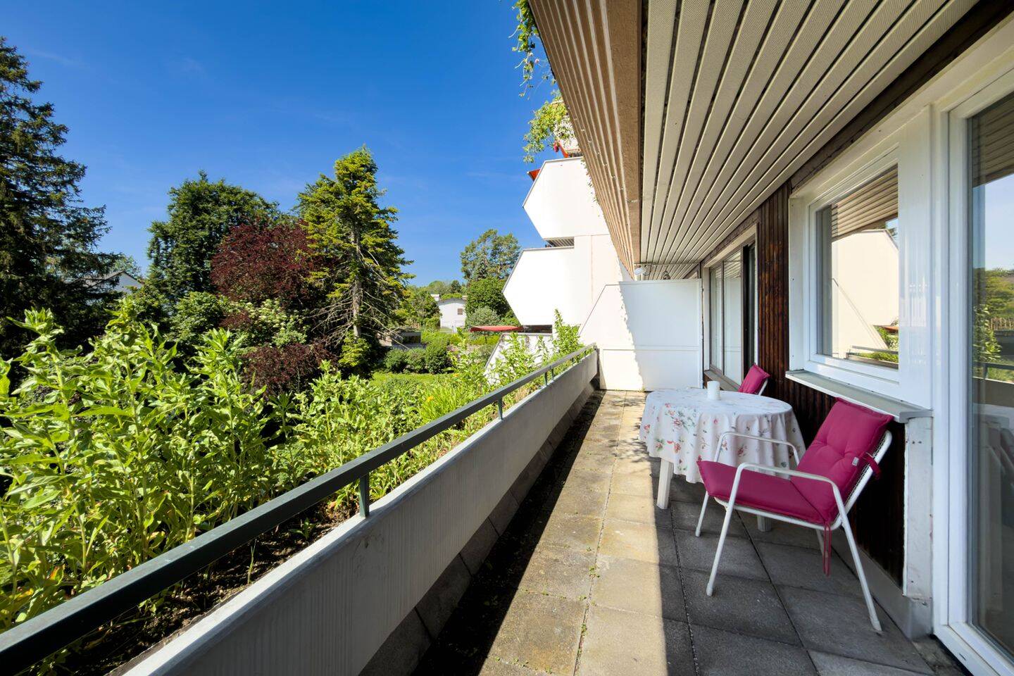 Gut geschnittene 2-Zimmer-Wohnung mit Süd-Loggia in Tutzing am Starnberger See, 82327 Tutzing