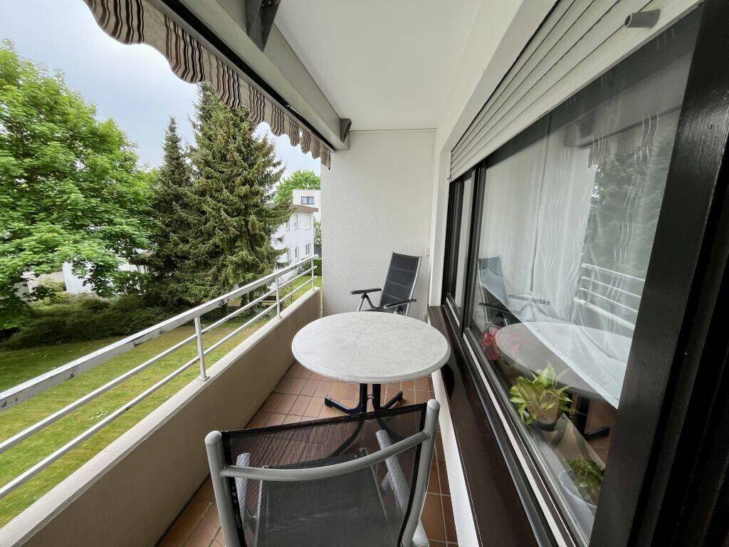 GROSSZÜGIGE 4 ZIMMER WOHNUNG!, 32105 Bad Salzuflen