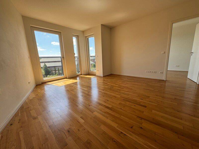 Wer will mich!? Günstige 2-Zimmer-Wohnung mit Einbauküche und Balkon in zentraler Lage, 4103 Leipzig (Zentrum Zentrum-Ost Zentrum-Südost)