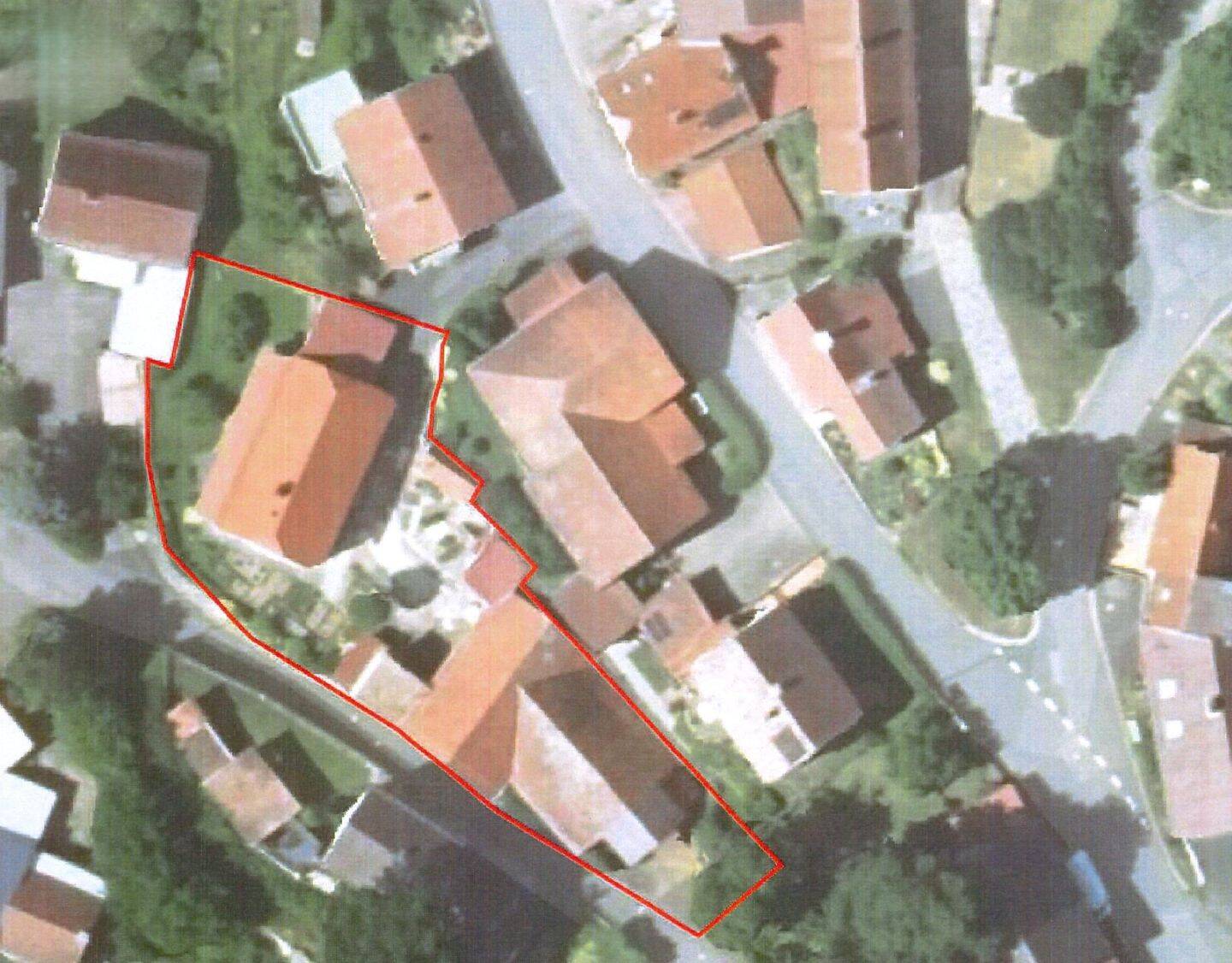 Wohnhaus mit Scheune und Garagen !, 96369 Weißenbrunn