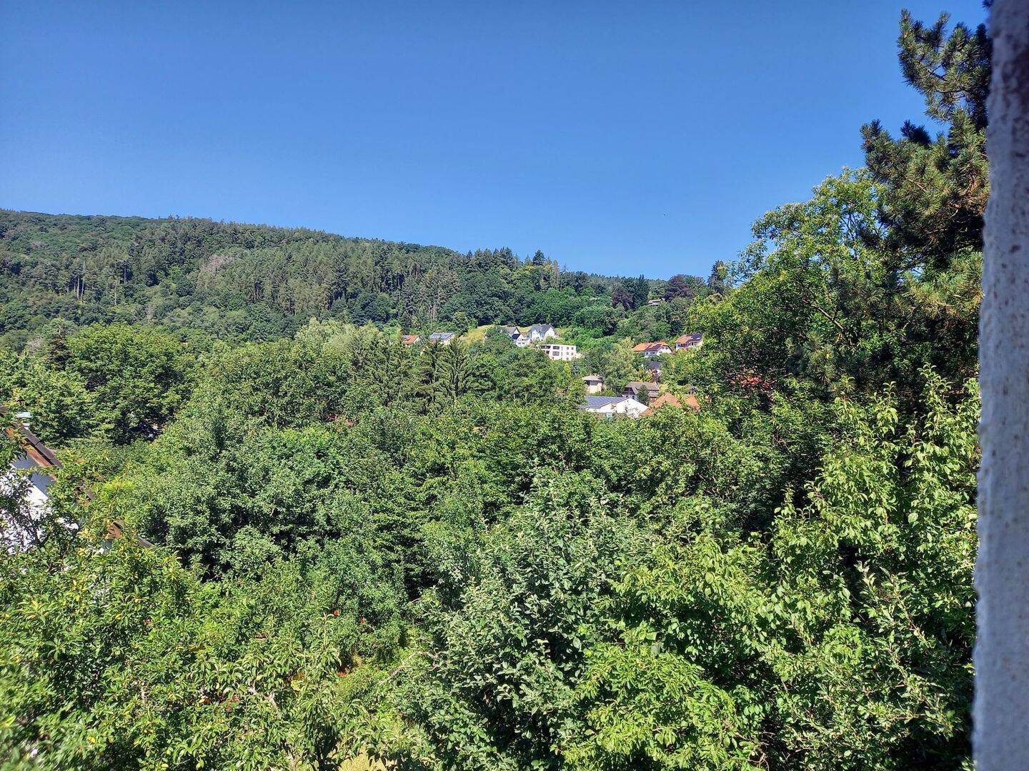 Dachgeschoßwohnung mit Blick ins Grüne, 97816 Lohr a. Main (Lohr)