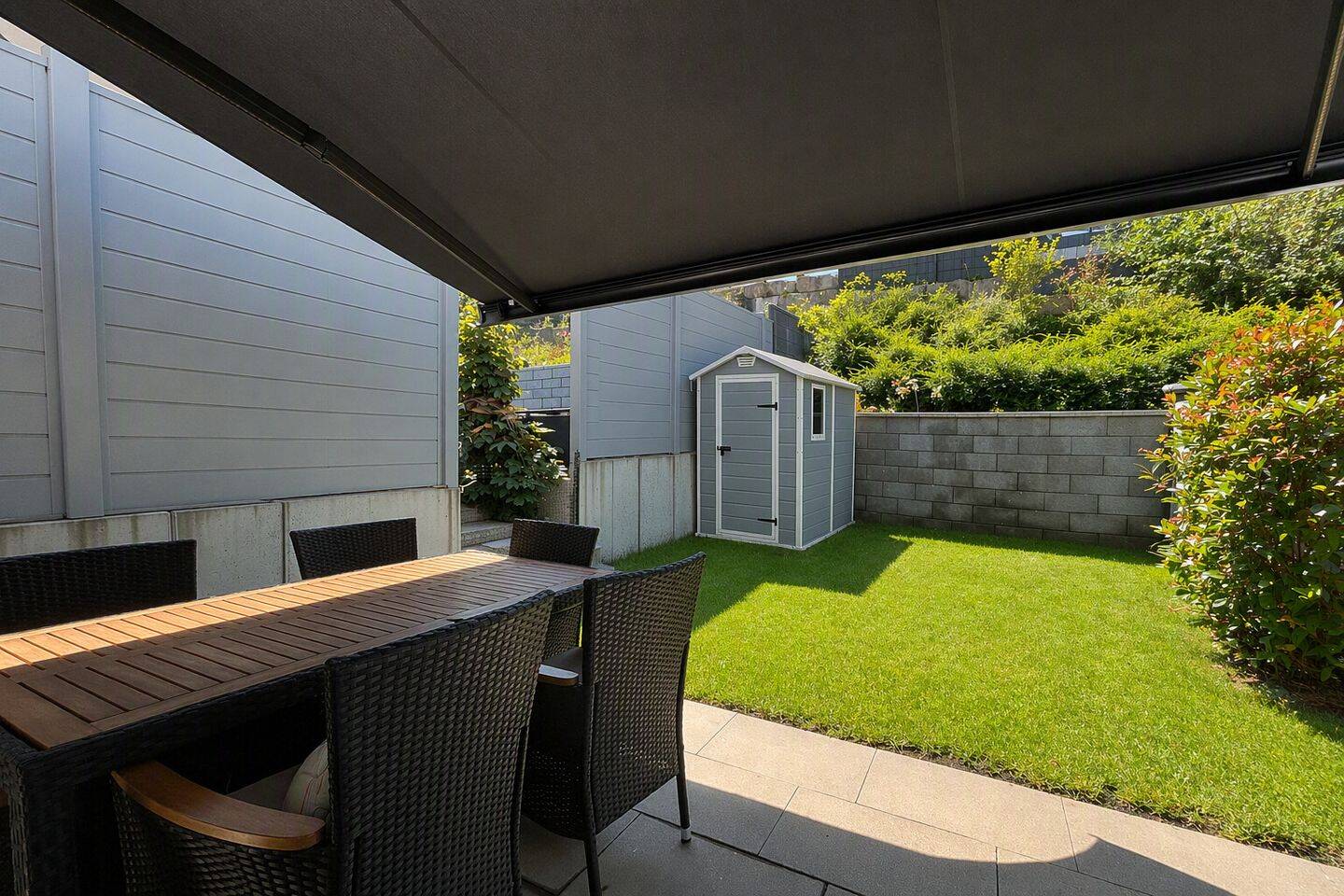 Modernes Traumhaus auf 4 Ebenen mit Garten, Balkon & 2 TG-Stellplätzen, 71691 Freiberg am Neckar