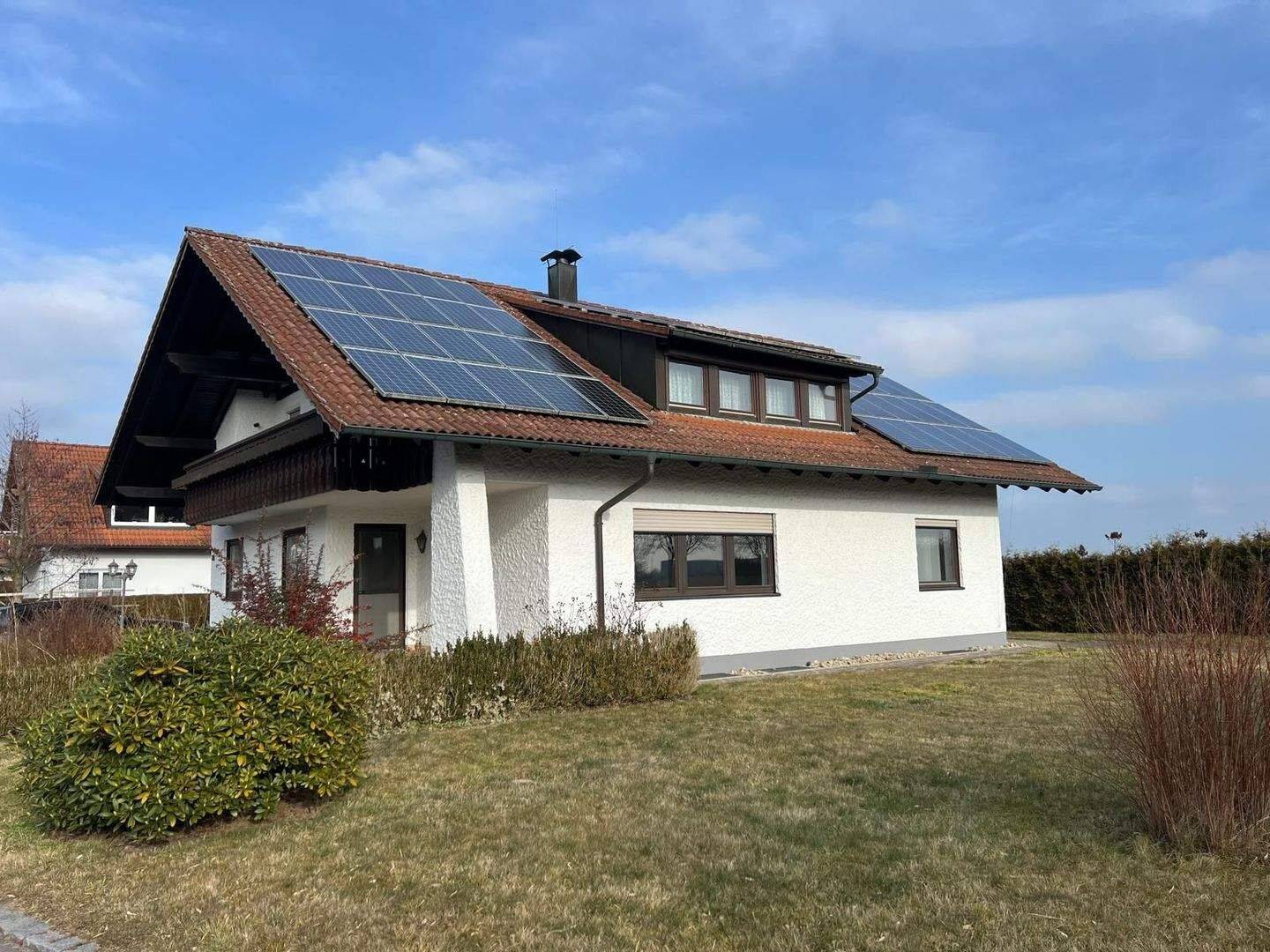 EG-Wohnung mit Terrasse, Garten und Garage in Berkheim, 88450 Berkheim