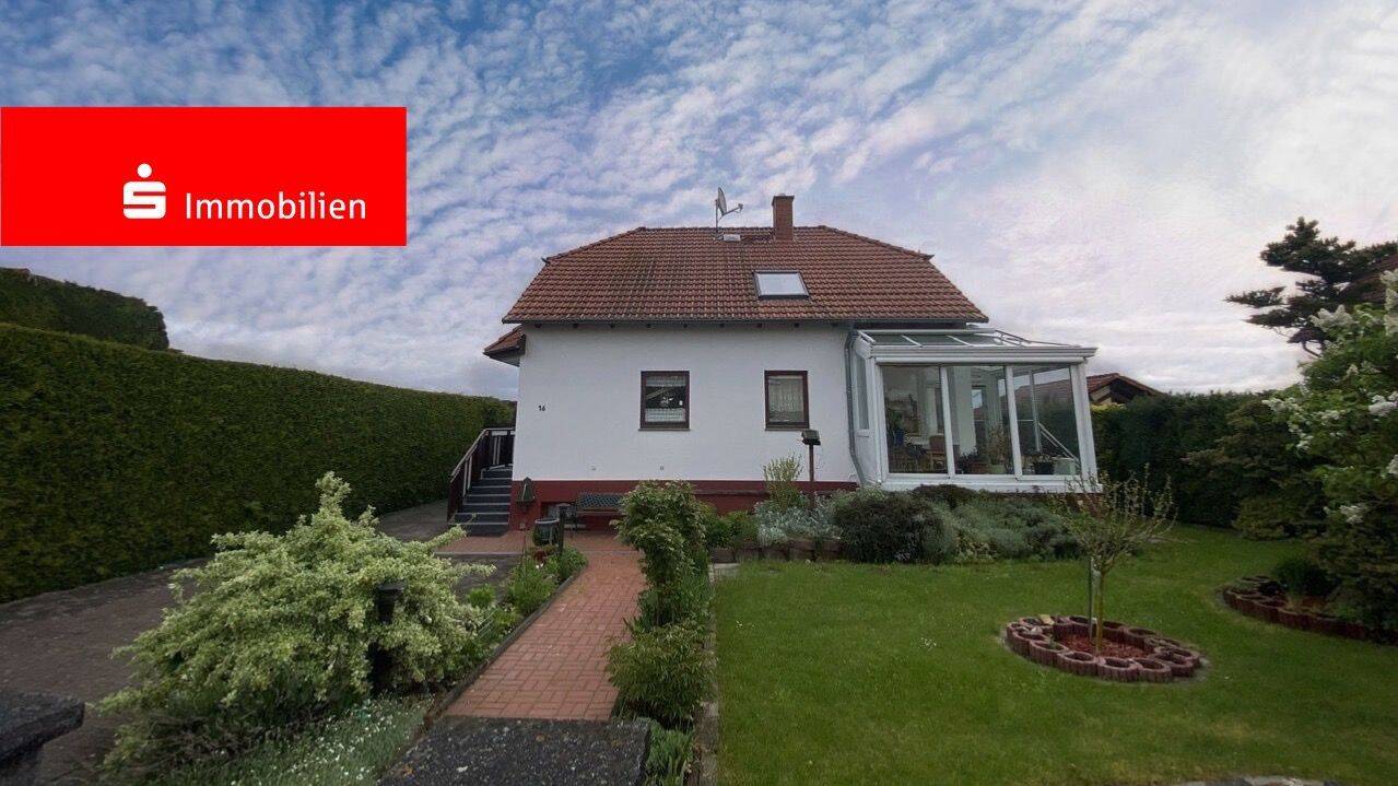 Freistehendes Einfamilienhaus mit Wintergarten, Garage und Garten, 99869 Nessetal (Goldbach)