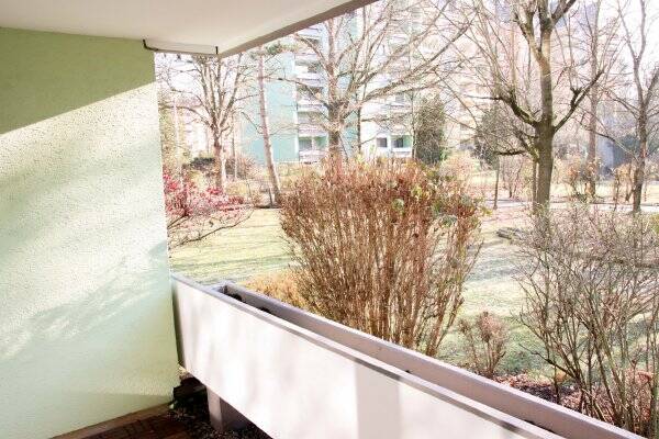 *** sofort einziehen und wohlfühlen *** tolle 3,5-Zimmer-Wohnung mit Balkon in Nürnberg-Wetzendorf zu verkaufen ***