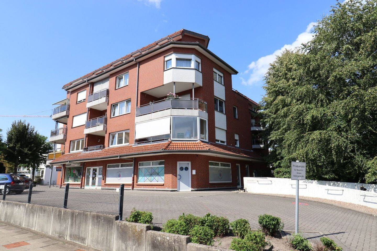 4,5-Zimmer-Wohnung mit Balkon und Tiefgarageneinstellplatz in Bad Rothenfelde, 49214 Bad Rothenfelde