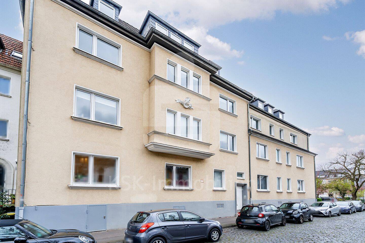 Exklusive Maisonette-DG-Wohnung mit sonniger Terrasse in begehrter Wohnlage., 50937 Köln (Lindenthal Klettenberg Sülz)