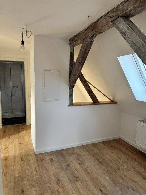 Viel Platz zum Wohlfühlen: Frisch renovierte 89 m² Maisonette mit Stellplatz-Option in Ochsenfurt, 97199 Ochsenfurt