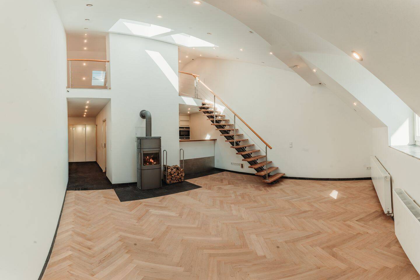LOFTFEELING ÜBER DEN DÄCHERN DER MAXVORSTADT