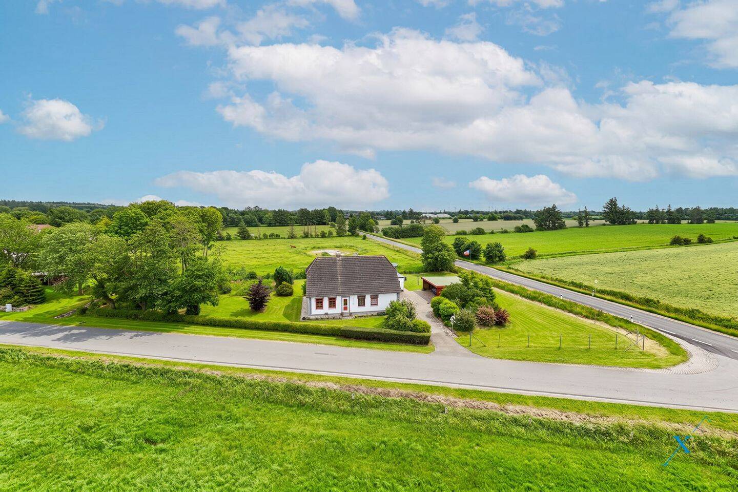 Ländlich wohnen in Weesby: Einfamilienhaus mit großem Grundstück und Ausbaureserve im Dachgeschoss, 24994 Weesby