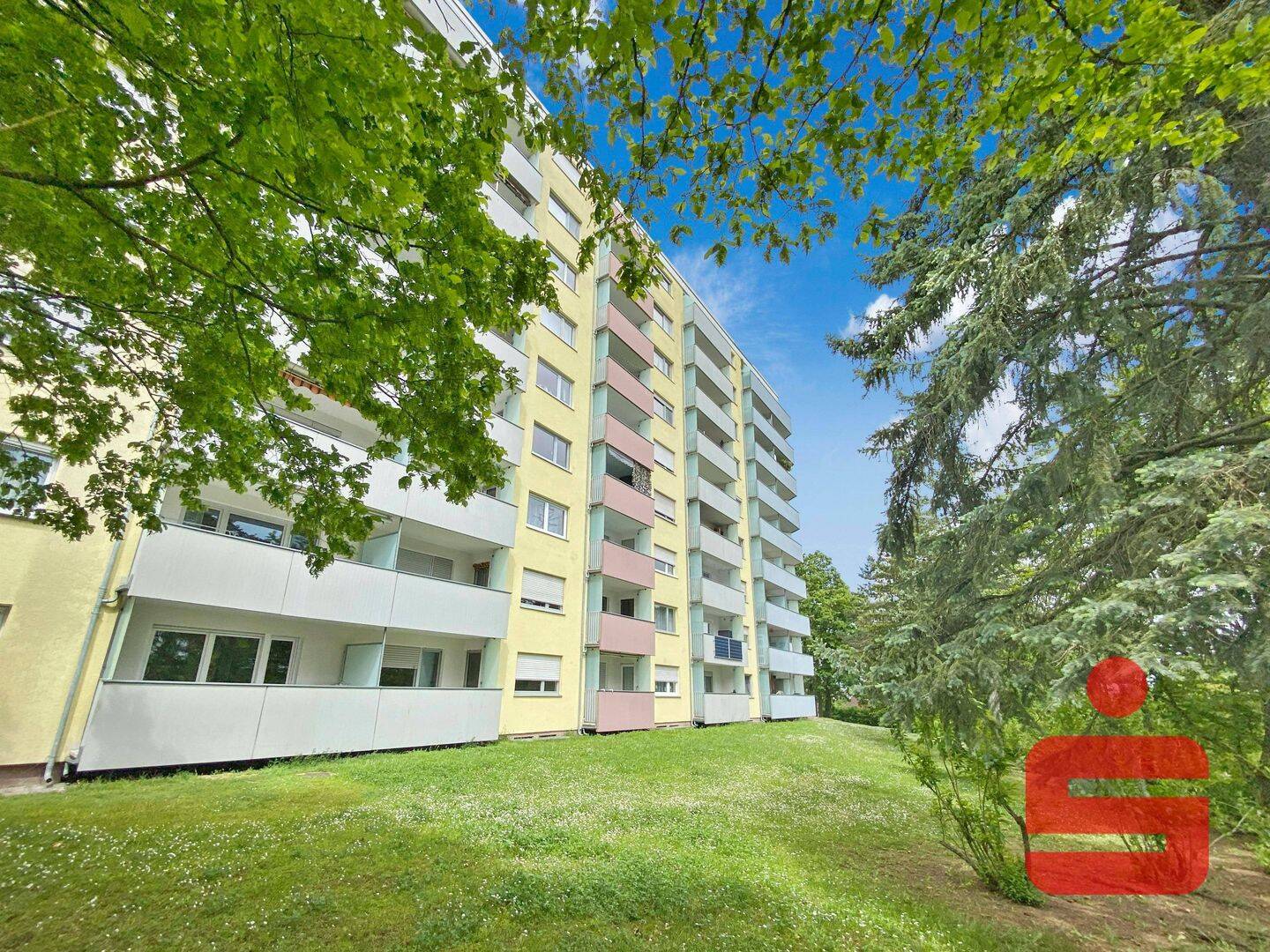 Sofort einziehen und wohlfühlen – mit schönem Ausblick, 97076 Würzburg (Grombühl Lengfeld)