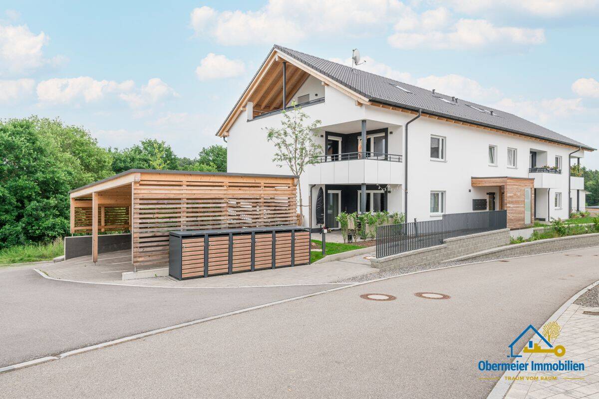 Hochwertige Neubau-Wohnung mit Fußbodenheizung, Aufzug & West-Loggia – Ideal für Pendler, 93177 Altenthann