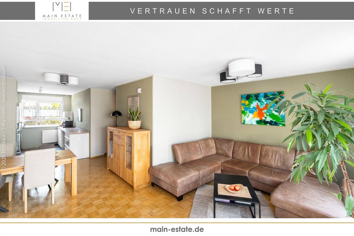 Stilvolles Reihenmittelhaus mit Garten und Carport in Neu-Isenburg, 63263 Neu-Isenburg