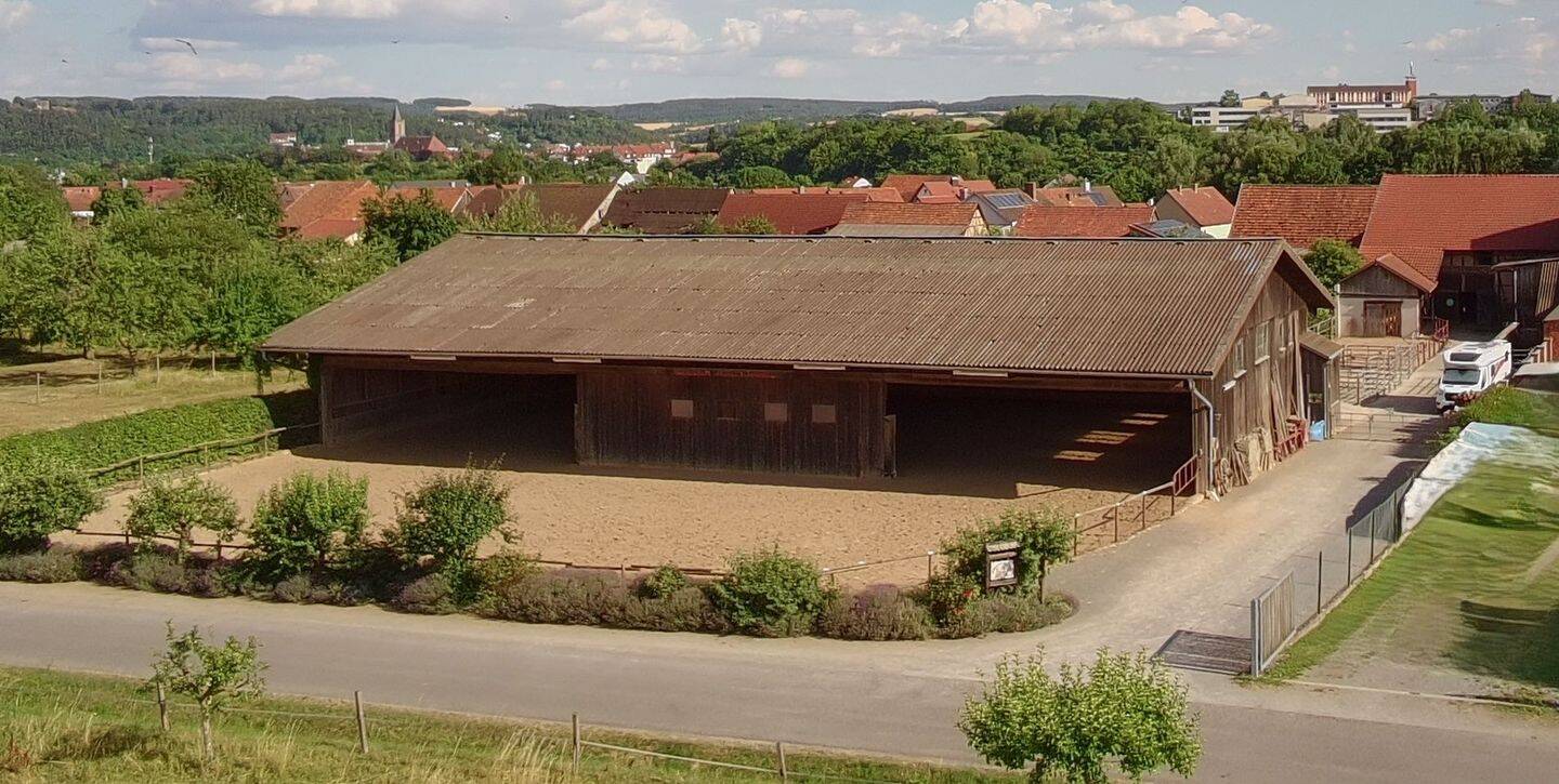 Attraktiver Reiterhof mit vielseitigem Nutzungspotenzial, 97616 Bad Neustadt a.d. Saale