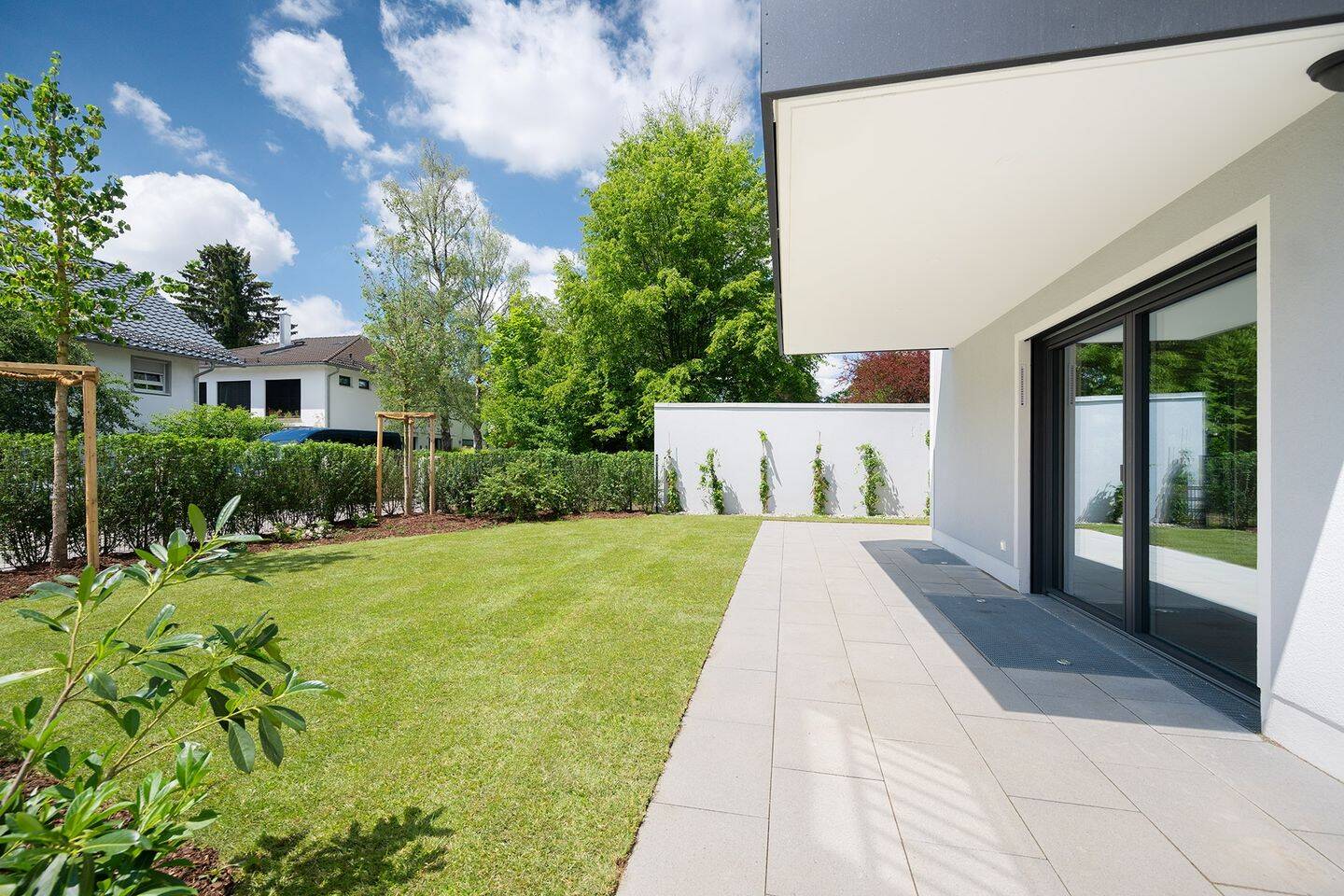 Stilvolle 3-Zimmer-Gartenwohnung mit großzügiger Terrasse und vielseitigem Hobbyraum, 81739 München (Ramersdorf-Perlach)