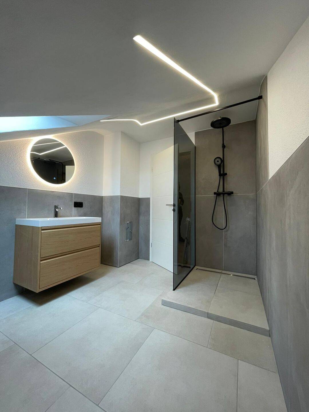 Helle 3-Zimmer-Wohnung in Schwenningen – Erstbezug nach Sanierung, 78054 Villingen-Schwenningen
