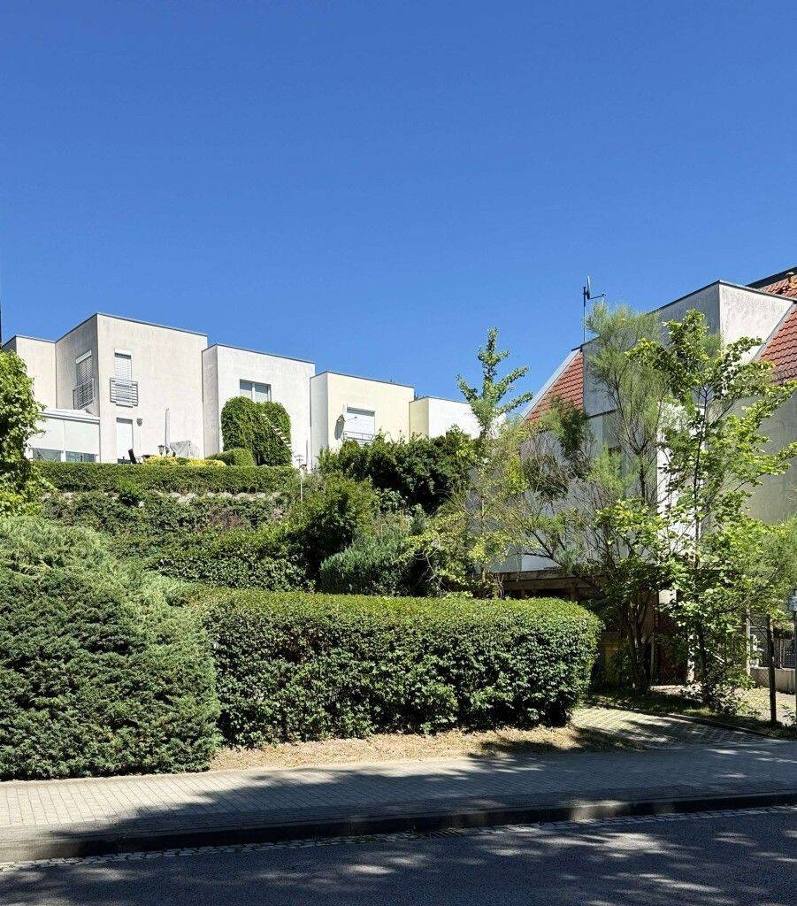 Klein, aber fein – sonniges Wohnglück für bis zu 3 Personen – Reihenmittelhaus in Nord, 15234 Frankfurt (Oder)
