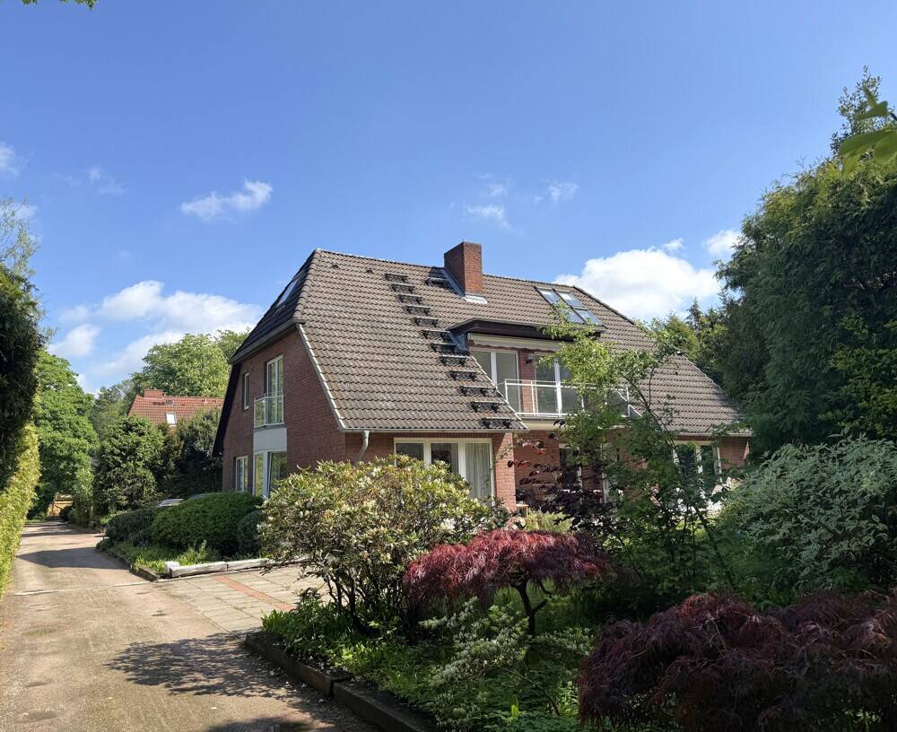 Elbe, Falkensteiner Ufer & Wittenbergener Heide Modernes Dreifamilienhaus mit frei verfügbarer Maisonettewohnung, 22559 Hamburg (Altona Rissen)