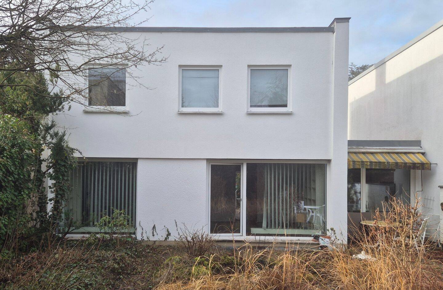 Zeitloser Bauhausklassiker im Grünen