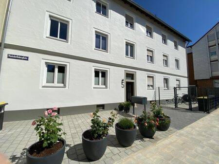 RENOVIERTE 2-Zi.-Whg, Bad/ Fenster – TOP LAGE in Nbg.-Wöhrd – SEHR RUHIG – Langefristig zu Vermieten, 90489 Nürnberg (Gärten bei Wöhrd Rennweg Veilhof Wöhrd)