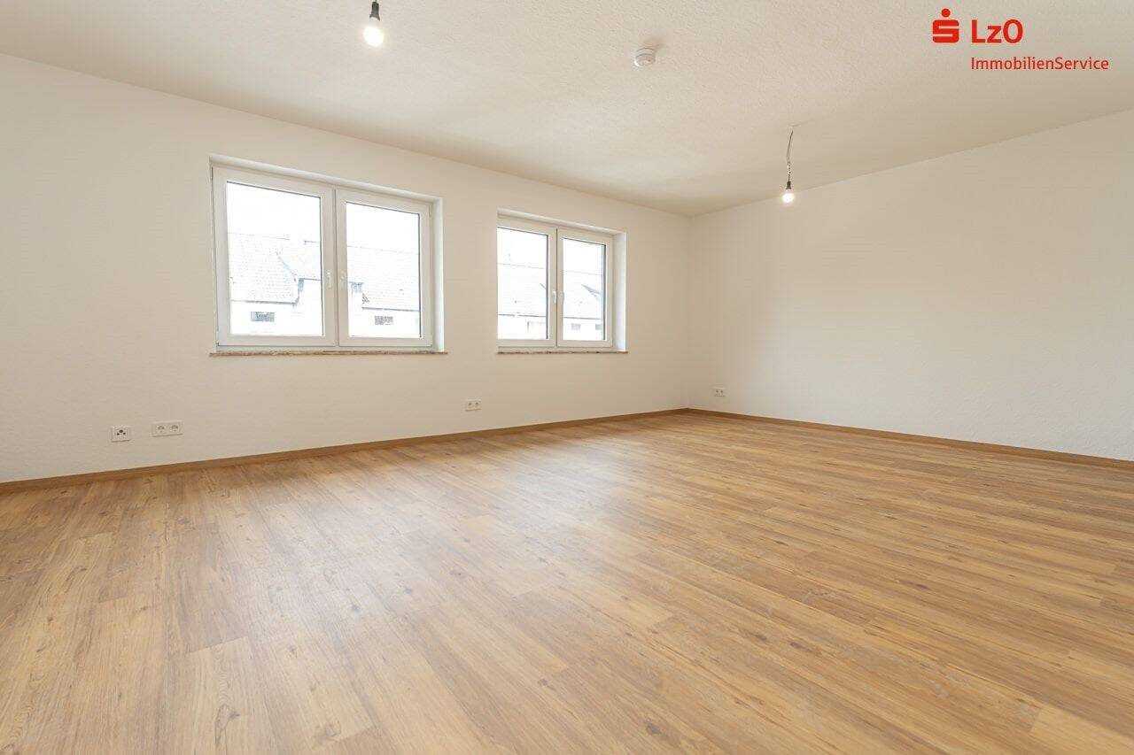 Komplett sanierte Eigentumswohnung mit PKW-Stellplatz, 27753 Delmenhorst (Bungerhof Deichhorst Dwoberg/Ströhen Mitte)