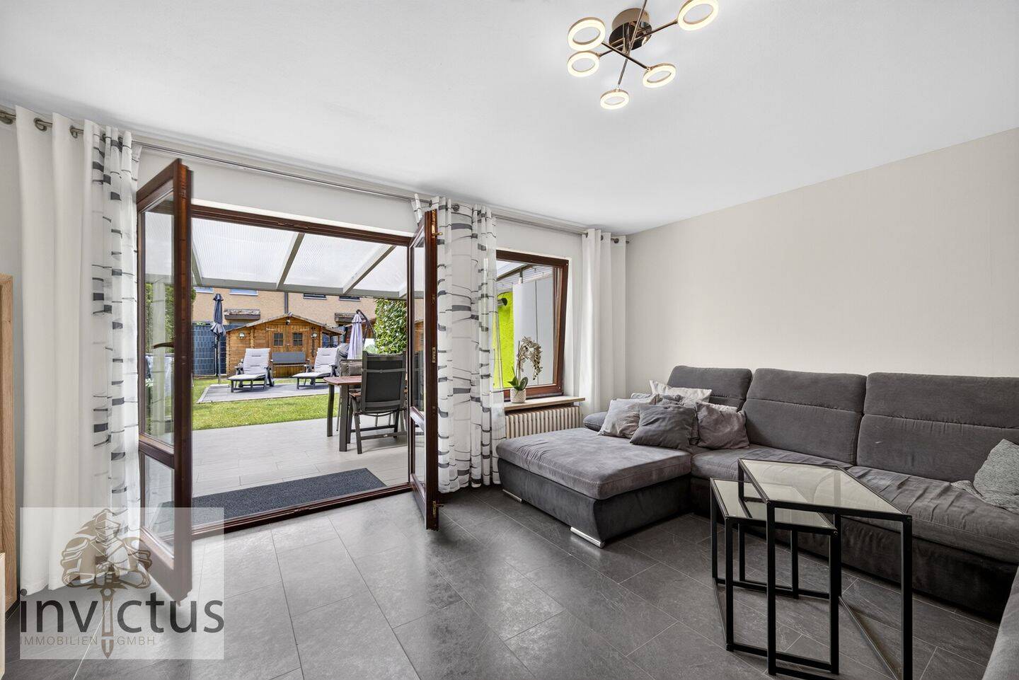 Großzügig, durchdacht u. einladend – ein RMH für die ganze Familie mit Garten u. Garage, 74081 Heilbronn (Horkheim Klingenberg Sontheim)