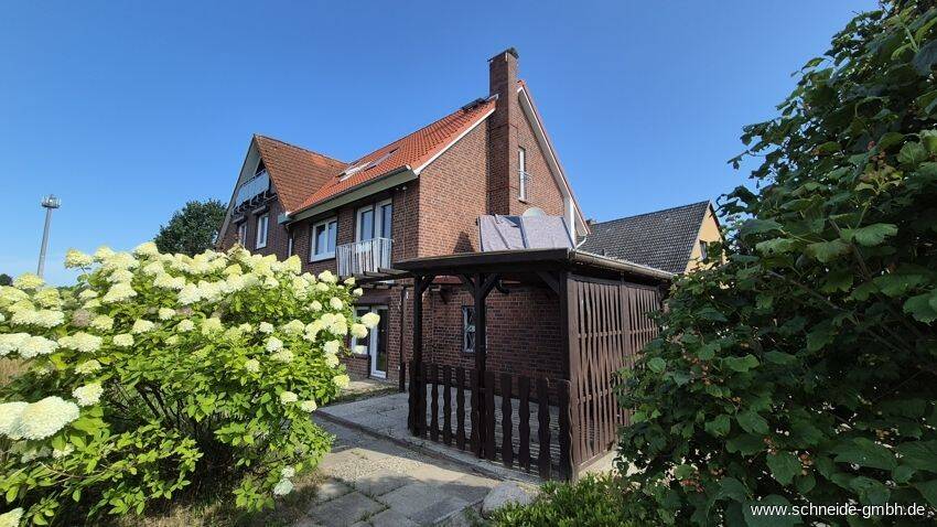Fast wie ein Doppelhaus: Frisch modernisiertes 3-Zimmer-Hinterhaus am Feldrand mit eigener Terrasse, neuer Haustechnik & ausgebautem Dachgeschoss, 21037 Hamburg (Bergedorf)