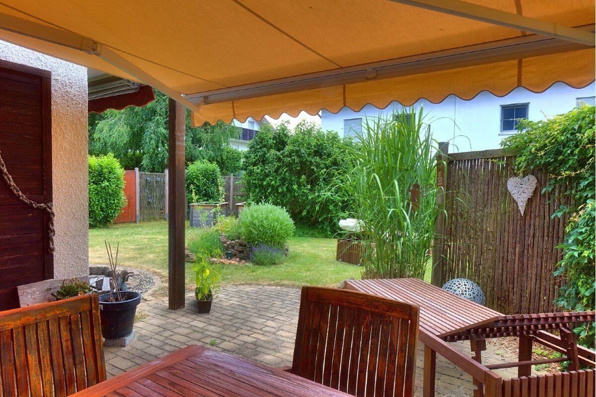 Einfamilienhaus mit 3 Schlafzimmern, Essküche, Gäste- oder Spielzimmer / Büro. Garage, Stellplatz., 87463 Dietmannsried