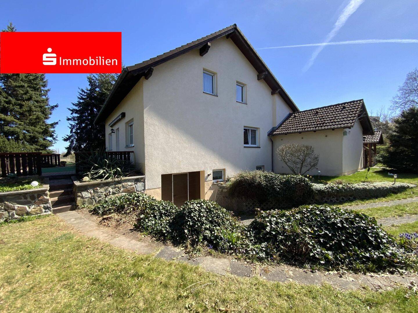 Geräumiges Einfamilienhaus mit großem Grundstück, 7318 Saalfeld/Saale