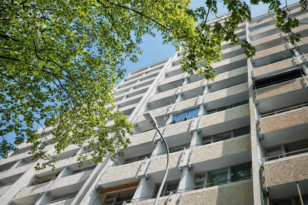 Helle 3-Zimmer-Wohnung mit 2 Balkonen und Skylineblick über Offenbach, 63065 Offenbach am Main (Offenbach am Main)