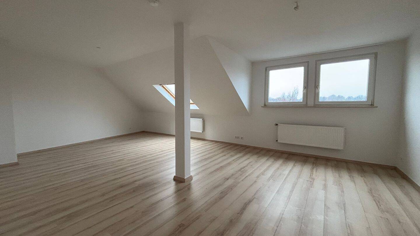 Modernes Wohnen unter dem Dach- frisch renoviert & citynah!, 58638 Iserlohn