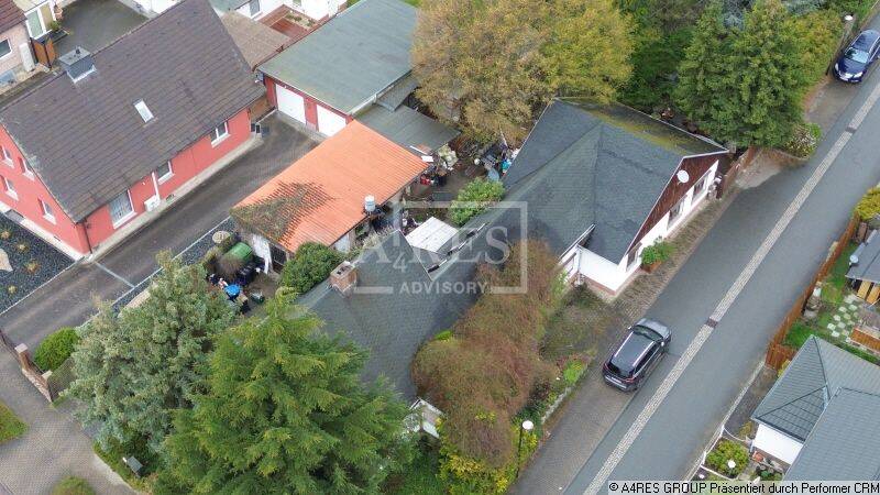 Zweifamilienhaus in Wolfen, 6749 Bitterfeld-Wolfen