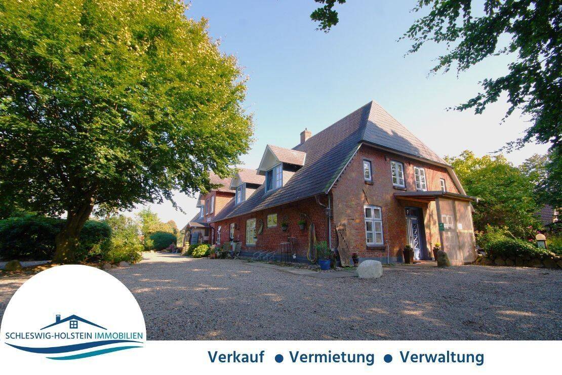 Nordfriesisches Wohnhaus mit 15 Zimmern und Garten zum Wohlfühlen, 25842 Langenhorn