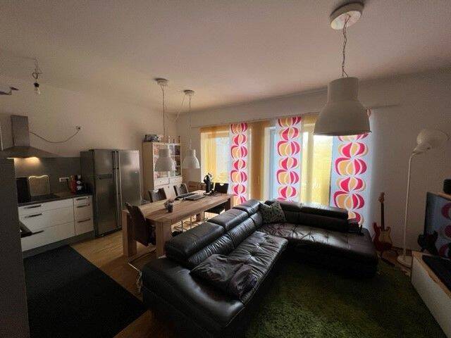Carrée Verde Fürth: Moderne 3 Zimmer Wohnung mit großem Balkon in Fürth-Unterfarrnbach, 90768 Fürth