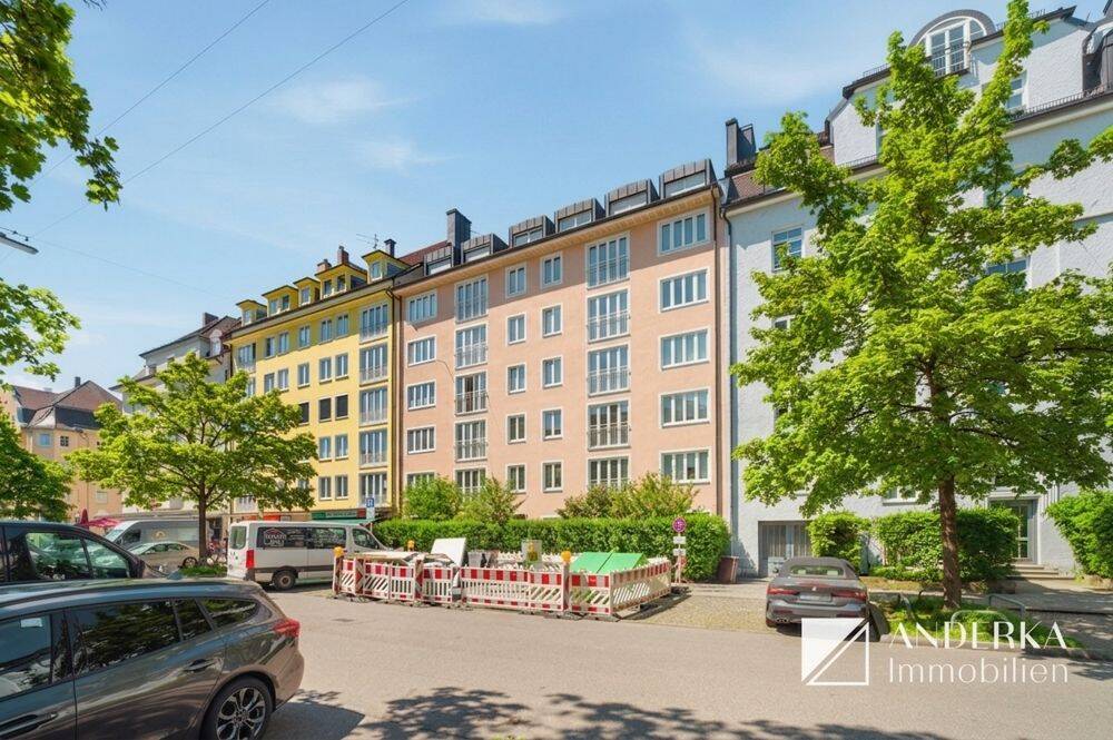 Wohnen Nähe Rotkreuzplatz: Gepflegte 2-Zimmer-Wohnung mit Tageslichtbad, sofort beziehbar!, 80634 München (Neuhausen-Nymphenburg)