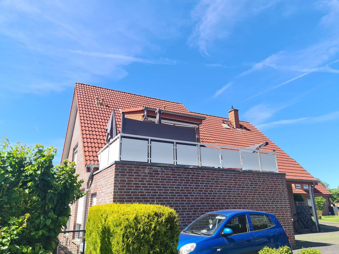 Ahlener Westen, eine aktuell vermietete 4-Zimmer- Wohnung mit Dachterrasse und Stellplatz im 1.OG eines 2- Familienhauses., 59227 Ahlen