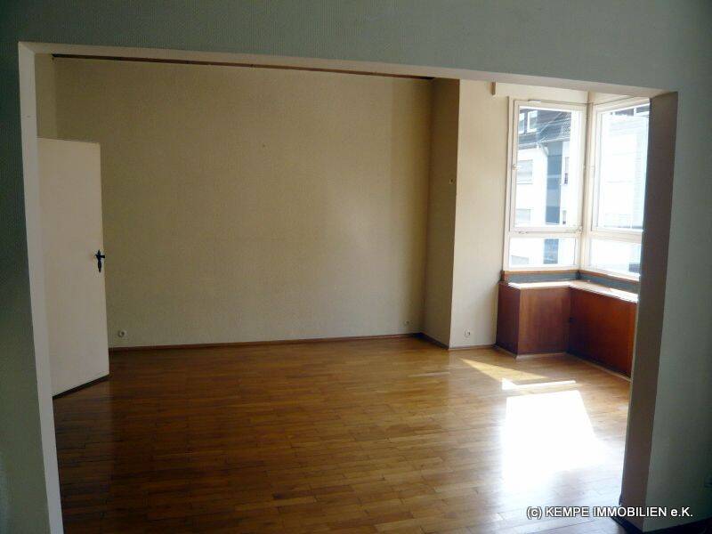 2 Fam.-Haus (142 m² und 70 m²) mit Garten und Garage in Essen-Steele, Nähe Grendplatz, 45276 Essen (Steele)