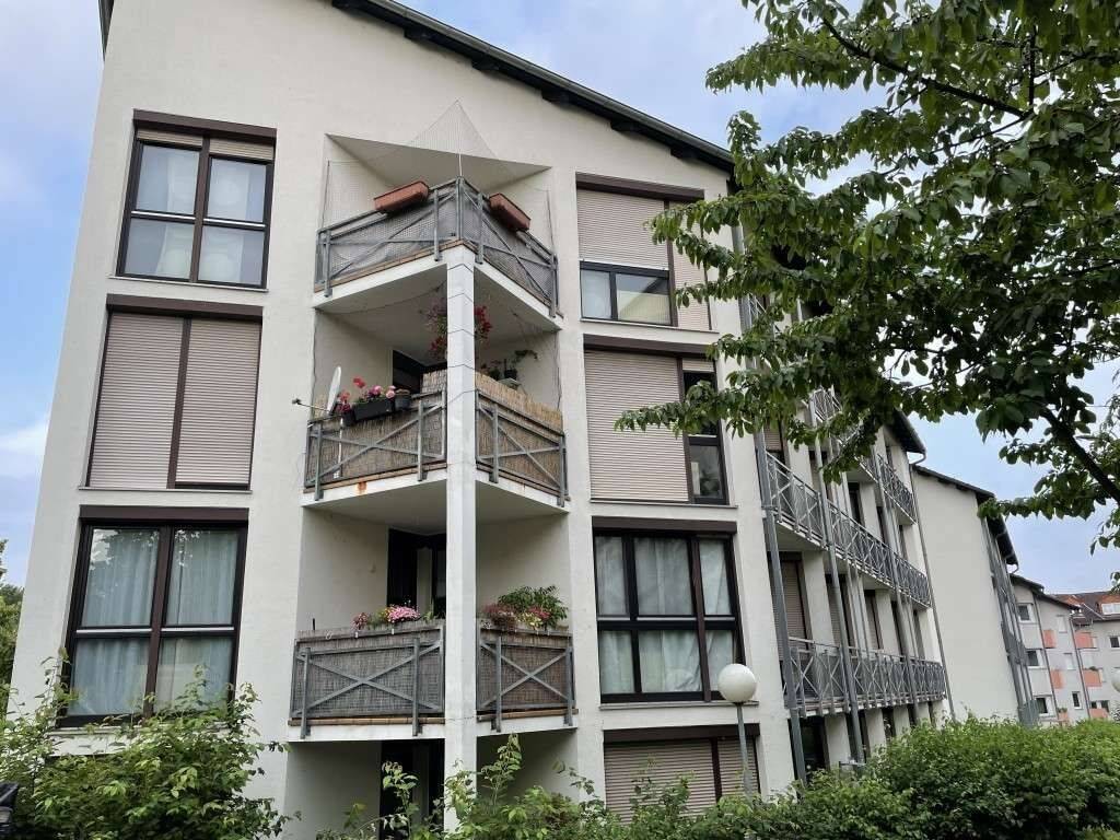 Gemütliche und gut geschnittene 2 Zimmer-Wohnung mit Balkon in guter Lage zu den Unikliniken, Gre…, 35392 Gießen