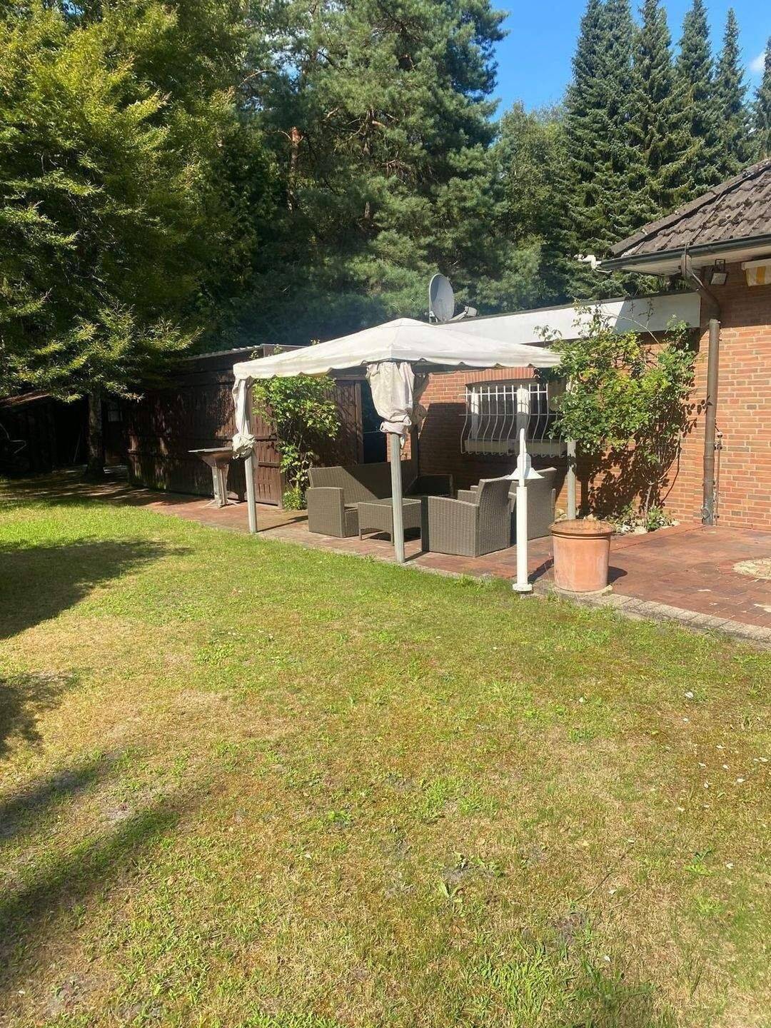 Stilvoll wohnen ohne Kompromisse – Großzügiger Premium-Bungalow mit 9 Zimmern, 27711 Osterholz-Scharmbeck