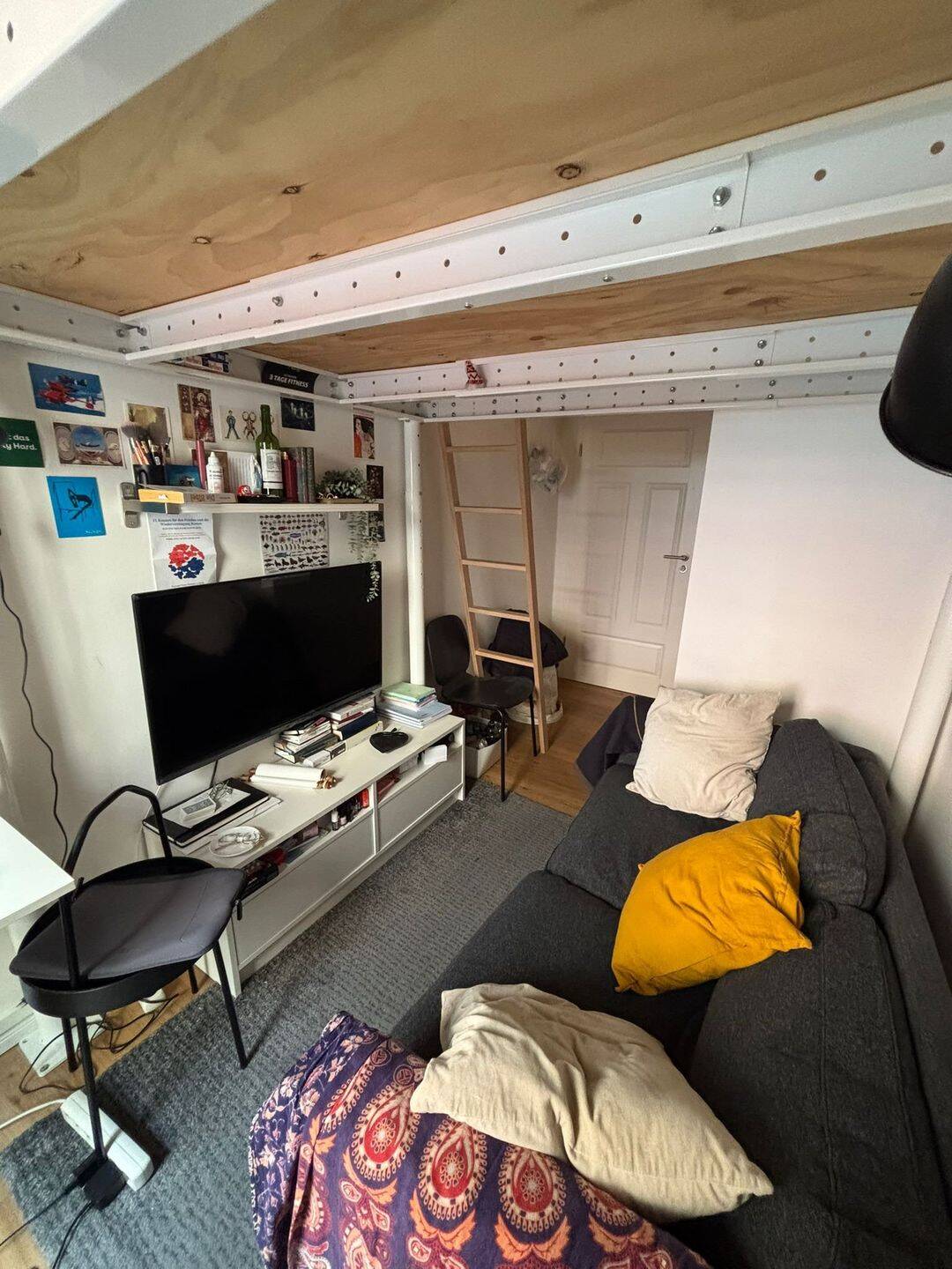 süßes WG Zimmer am Felsenkeller, Nachmieter gesucht !, 4177 Leipzig (Altlindenau Lindenau)