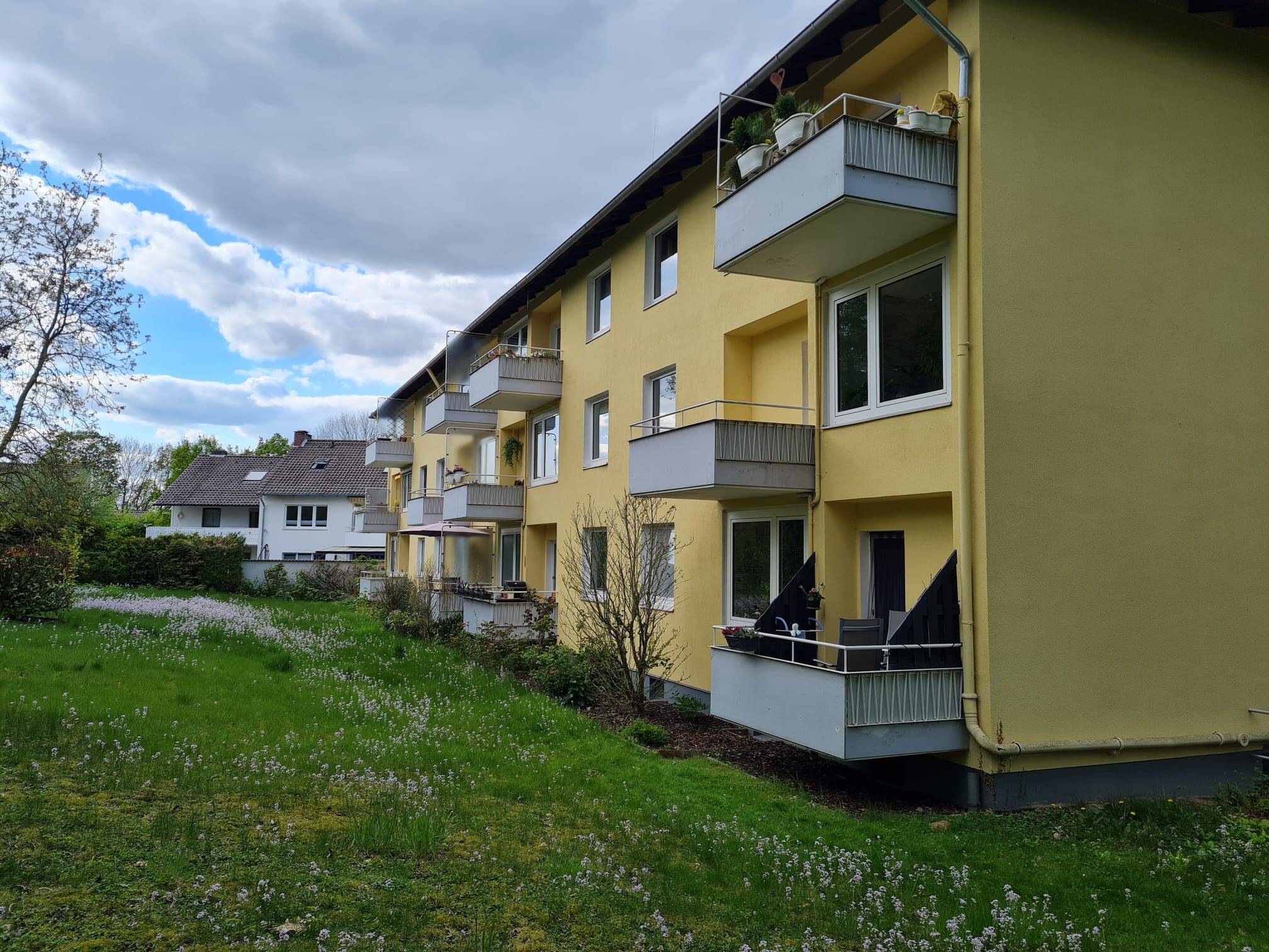 3 Zimmer Wohnung, Küche, Bad, Südbalkon, Keller, 31789 Hameln