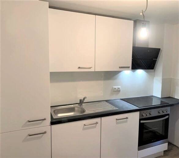 Ruhige helle 2 Zimmer Wohnung in zentraler Lage in Pinneberg zu vermieten, 25421 Pinneberg