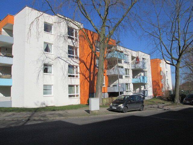 Perfekt für uns: interessante 4,5-Zimmer-Wohnung (WBS), 44801 Bochum (Querenburg Stiepel Wiemelhausen)