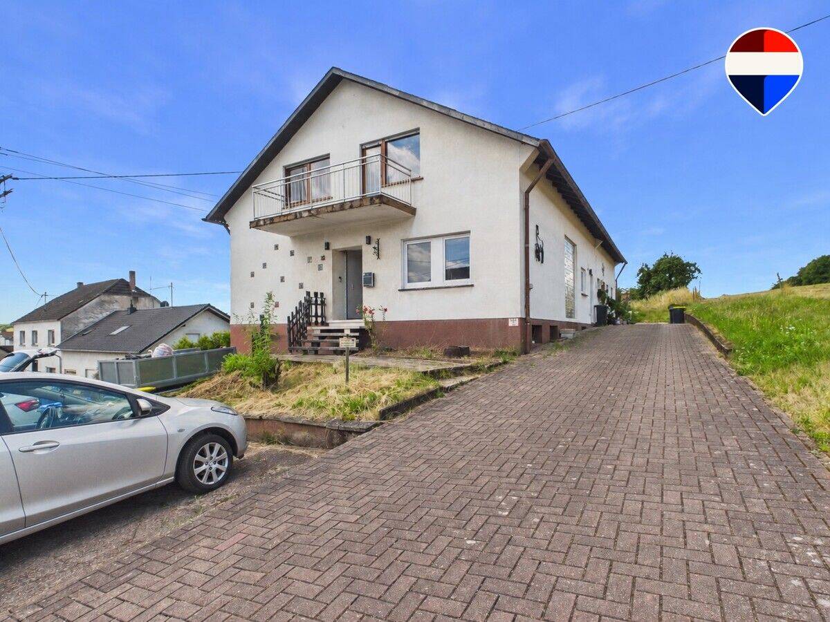Großzügiges Familienhaus mit traumhaftem Grundstück, 66839 Schmelz