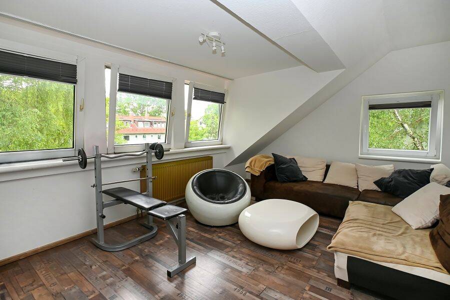 Helle sanierte 2-Zimmerwohnung mit Einbauküche in ruhiger Lage von Ricklingen…!, 30459 Hannover