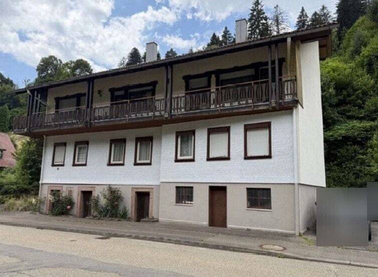 – ohne Käuferprovision – Zweifamilienhaus, Whfl. 418 m², Grdstck: 3001 m², Bad Rippoldsau-Schapbach,ehemals Pension, 77776 Bad Rippoldsau-Schapbach