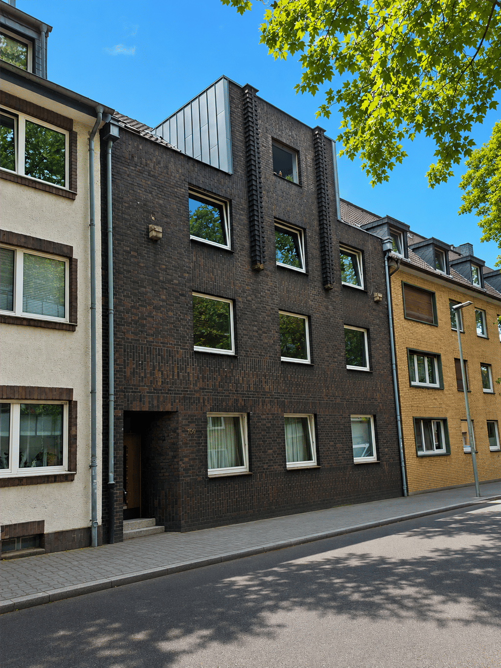 ***Großzügige 5-Zimmer-Wohnung mit Gartenmitbenutzung sucht nette Mieter***, 46047 Oberhausen